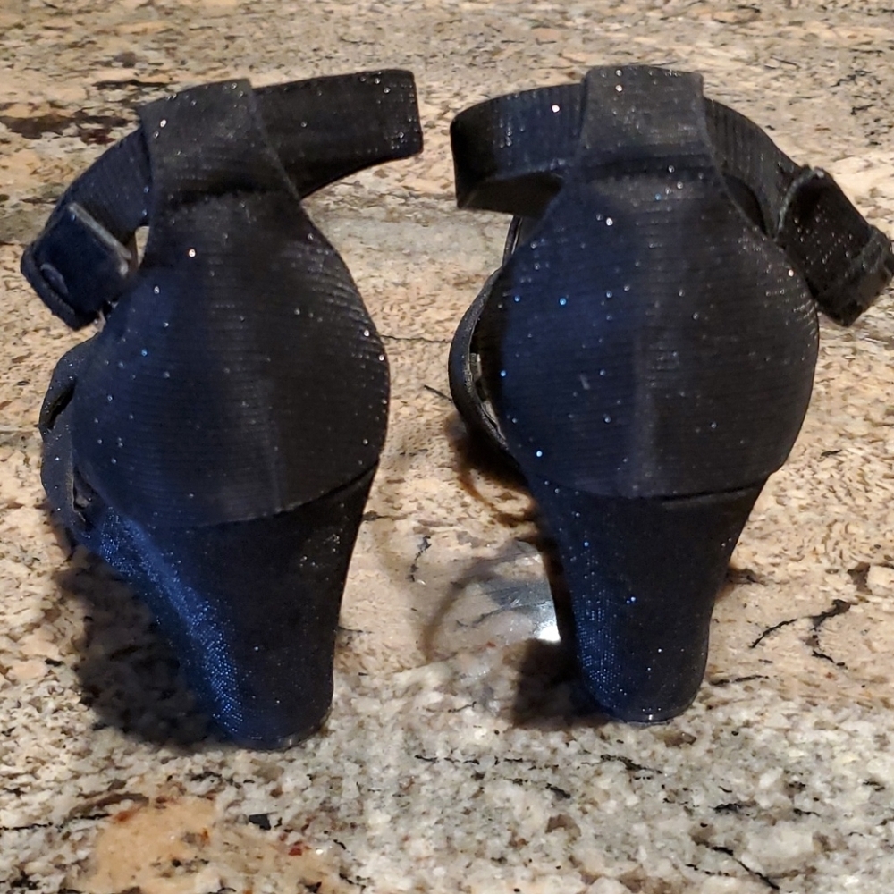 💞Guess* Wedges - Picture 5 of 7